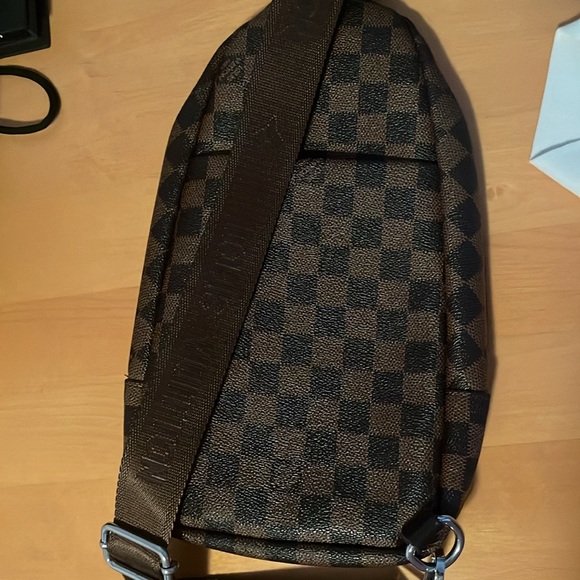 Louis Vuitton bag, price is negotiable, dm me - Picture 2 of 4